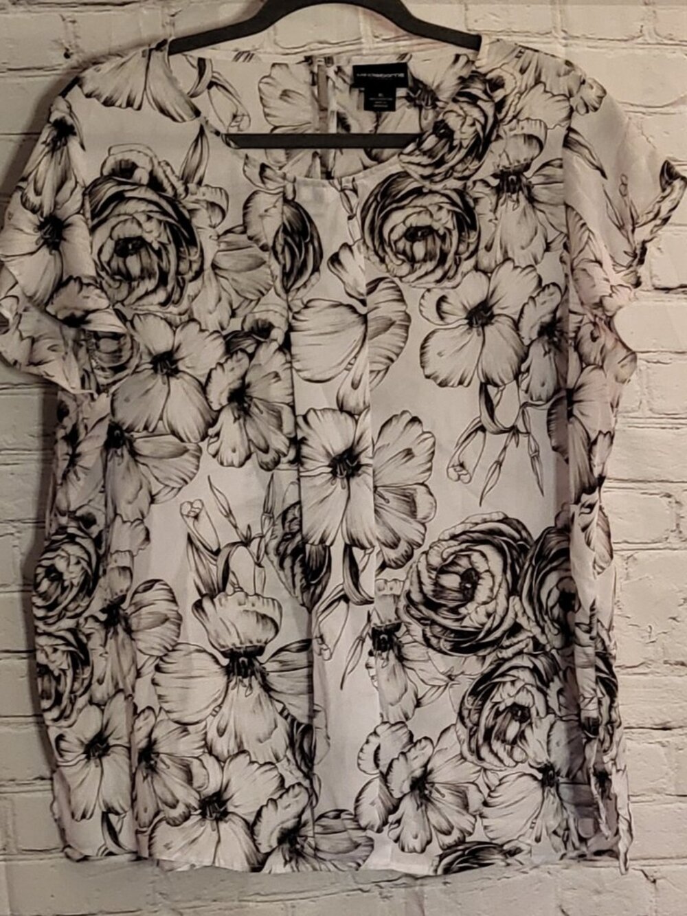Liz Claiborne, Size XL, Black & White Floral